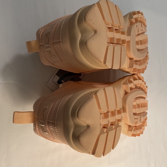 Fila Women Cadmium Orange - Picture 10 of 11